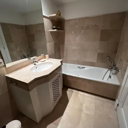 Rio Real Apartment Marbella